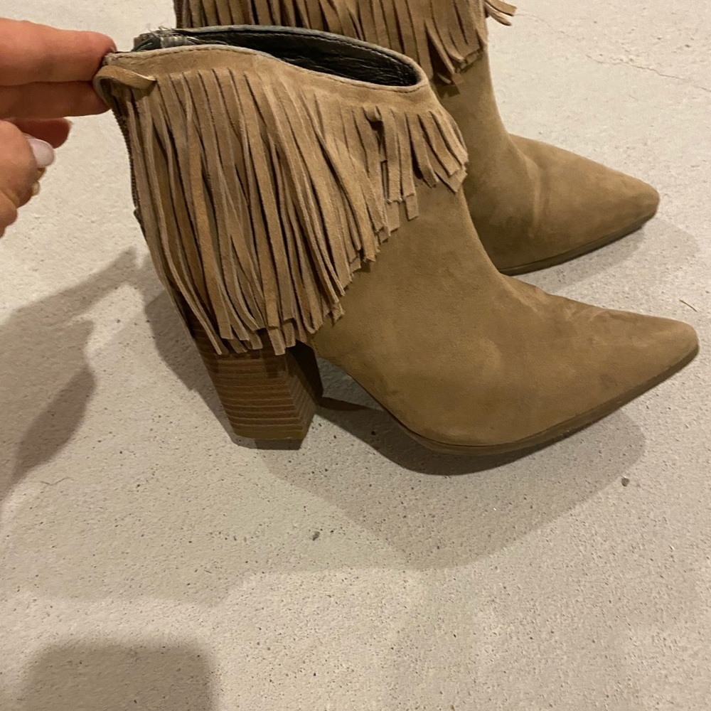 Kenneth Cole ankle boots